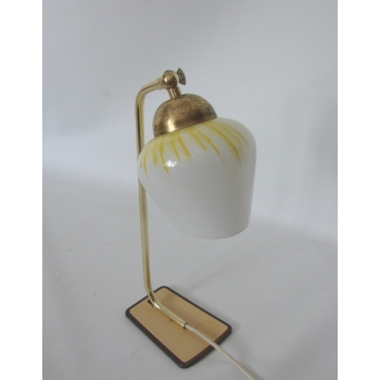 Oryginalna lampka retro zachowana w dobrym stanie
